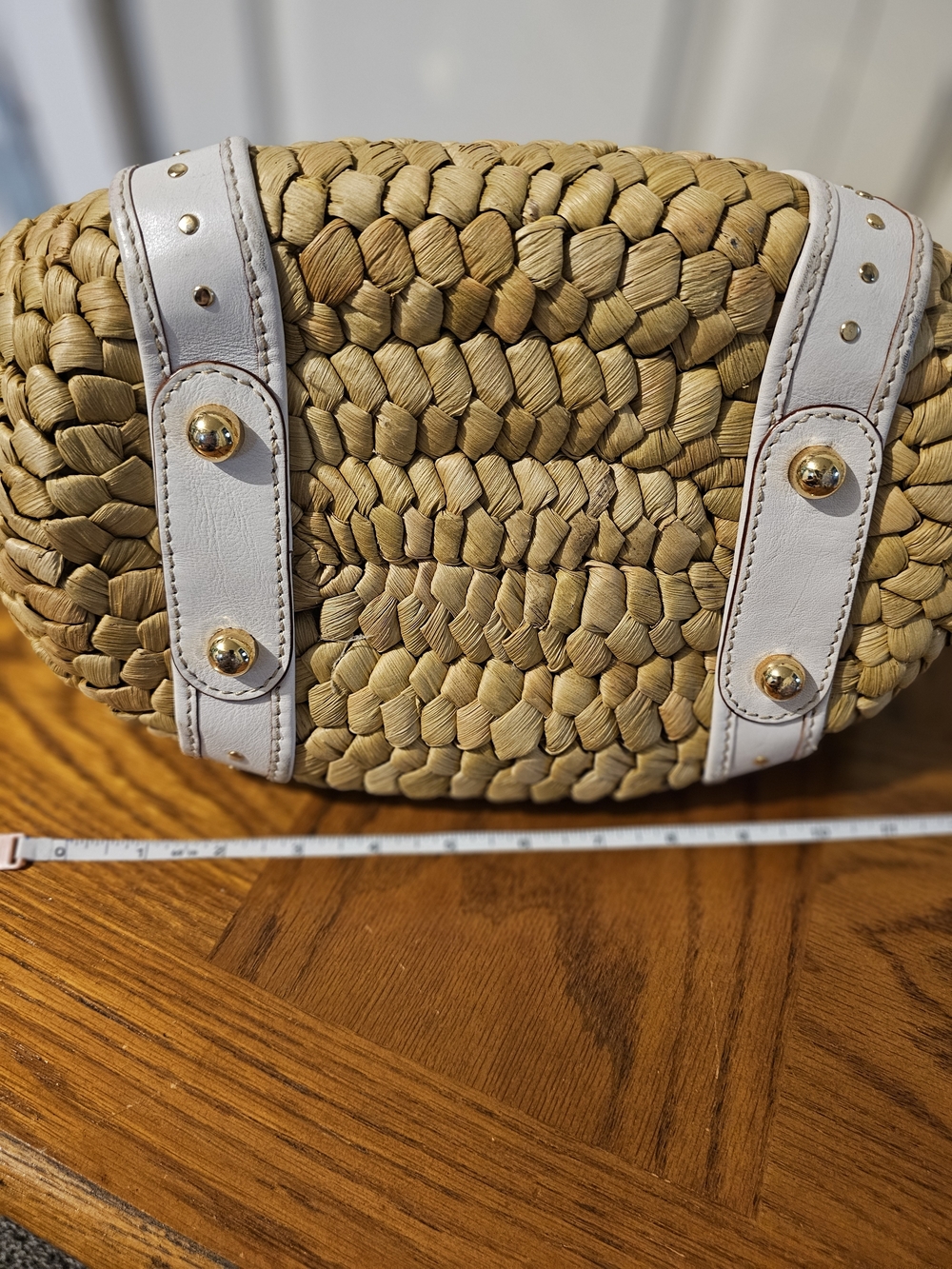 Michael Kors XL Woven Santorini Beach Bag with White Trim - Picture 10 of 13